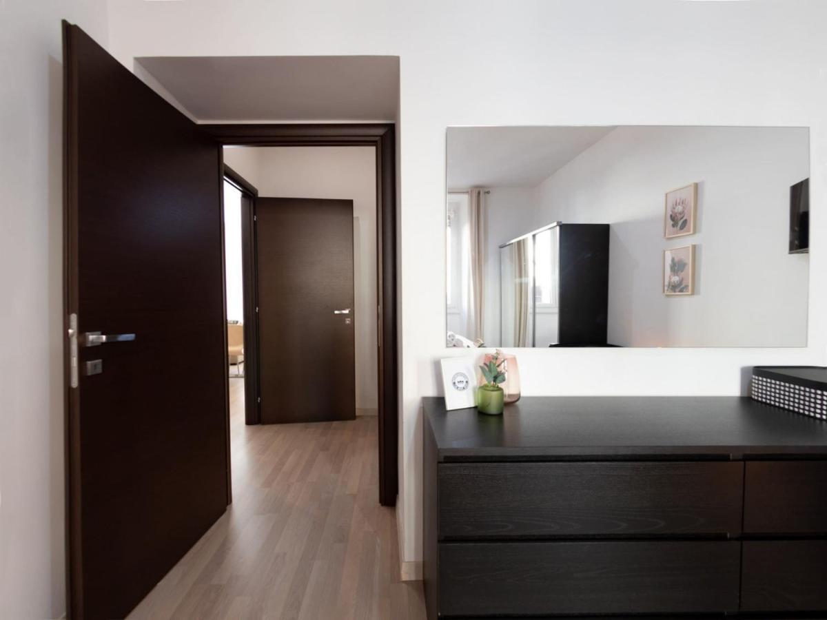 The Best Rent - Spacious Apartment Near Roma Termini Station Exterior photo